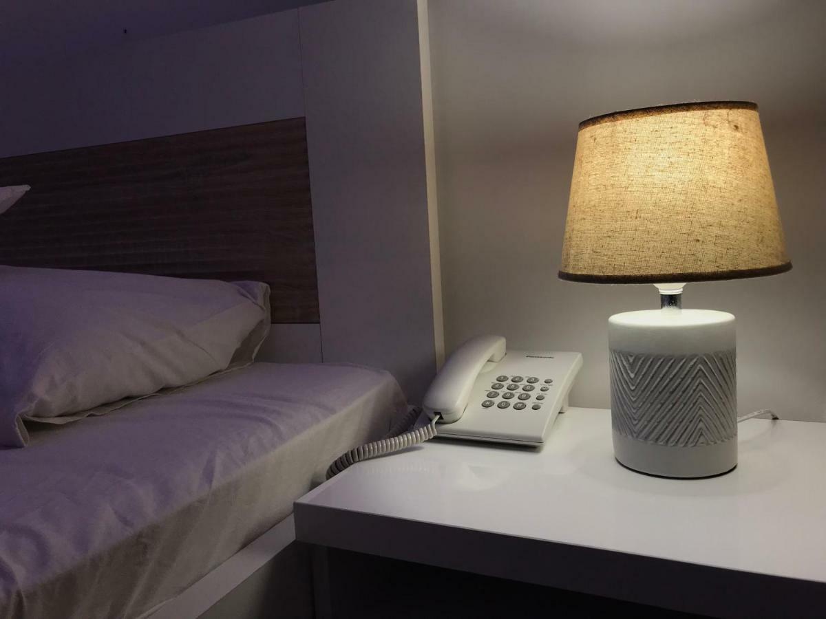Apollonia Hotell Gjakova Eksteriør bilde